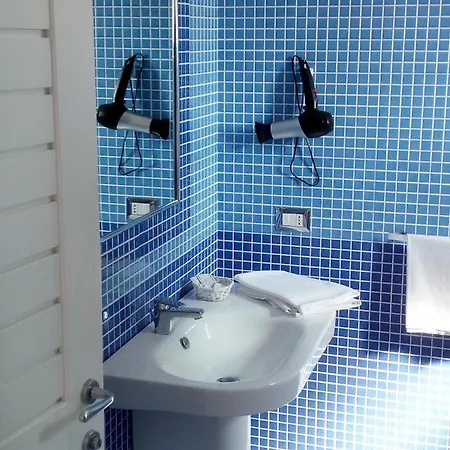 Conca Del Faro 3* Mattinata