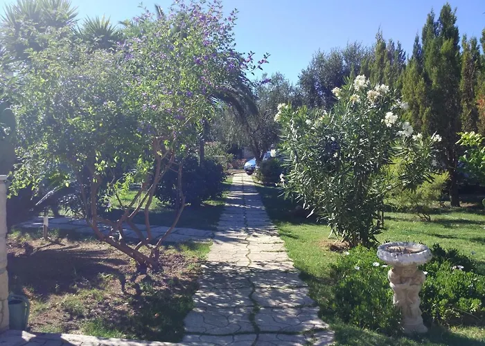 Conca Del Faro לינה וארוחת בוקר מאטינאטה